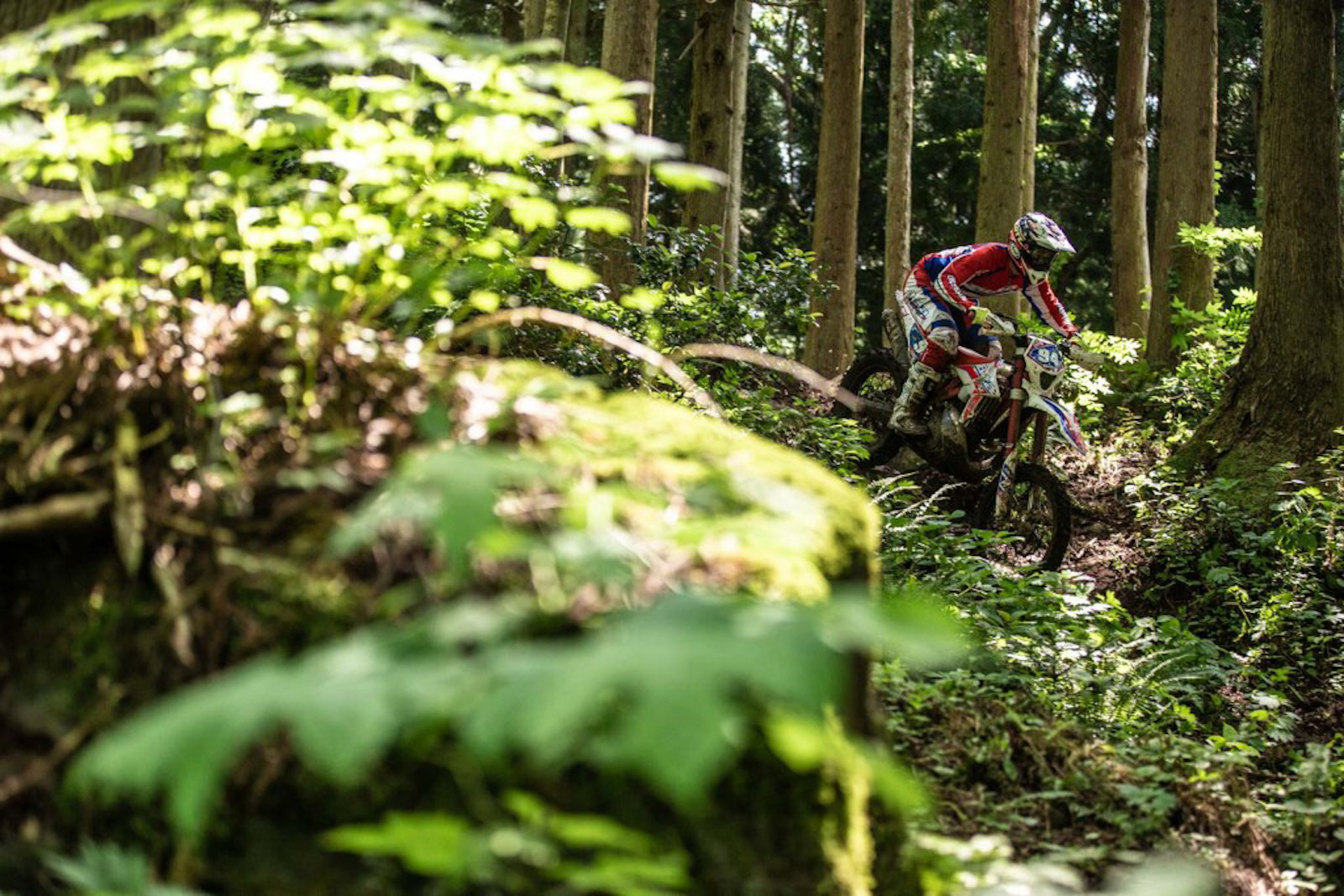 jec_rnd2_06_enduro21_560