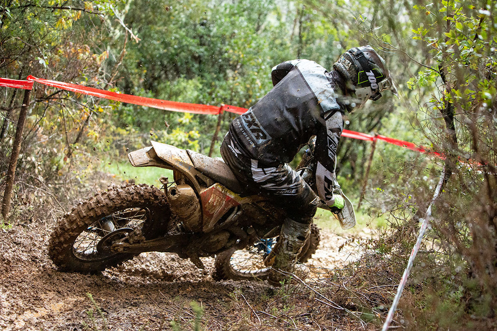 elowson_european_enduro_2019_portugal_rnds_12_560