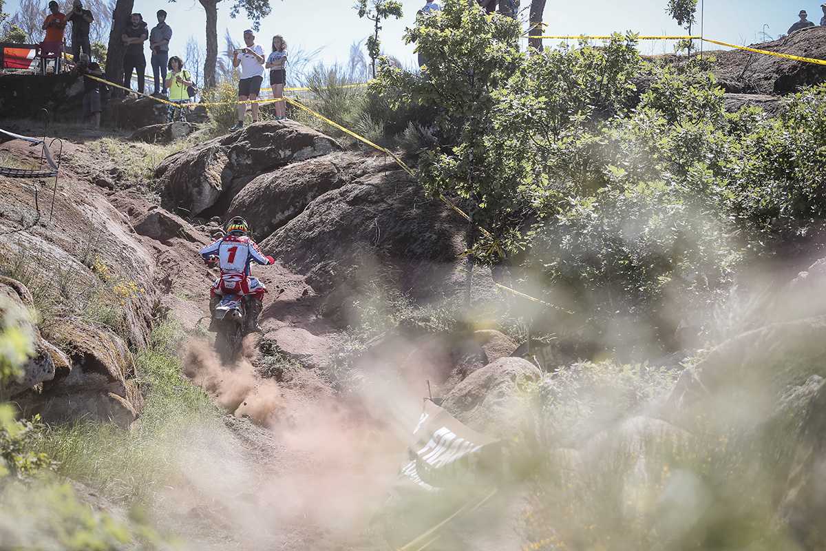 steve_holcombe_endurogp_2019_rnd2_2296_560