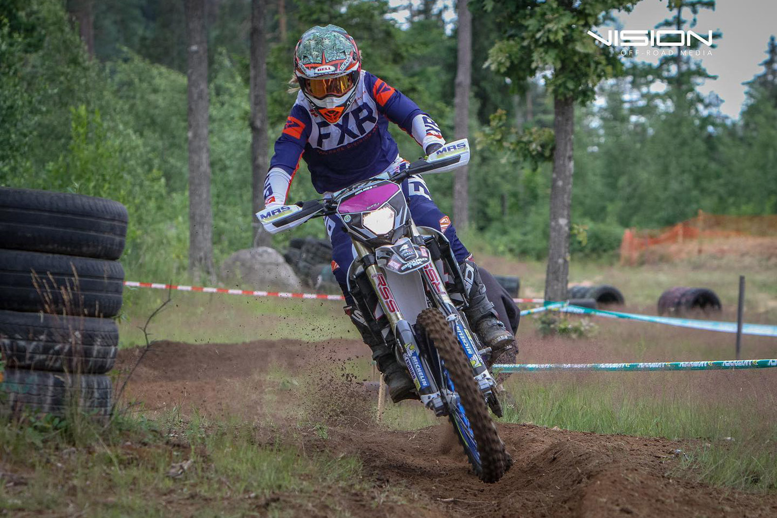 neive_holmes_european_enduro_2019_560