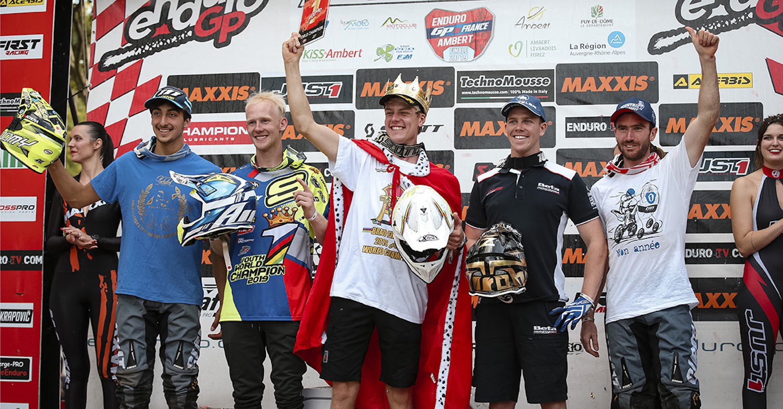 2019 Enduro World Championship final standings for all classes 