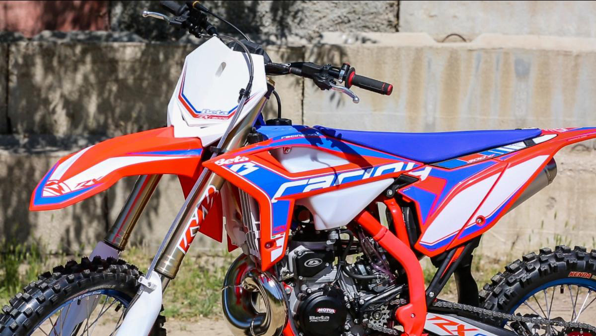 beta_300_rx_motocross_enduro21_2021-left_560