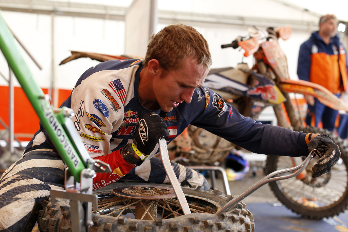 156636_taylor-robert-ktm-350-exc-f-paddock-isde-2016