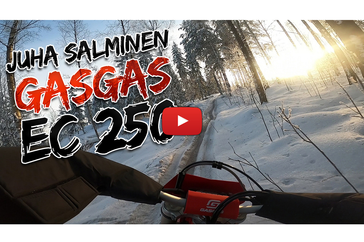 Juha Salminen blasting a 2021 GASGAS EC 250 two-stroke in the snow