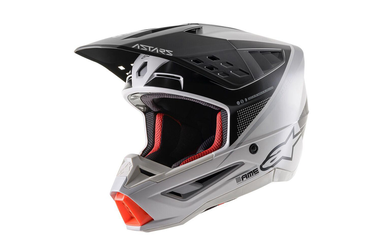 alpinestars-sm5_helmet_buyers_guide_enduro21