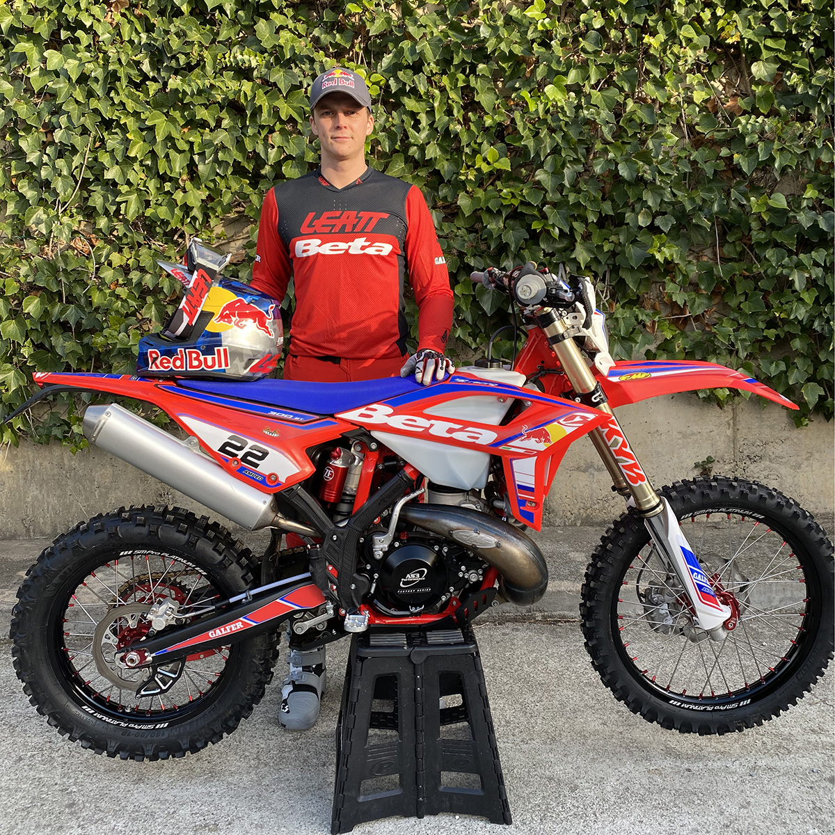 Off-Road Racebikes—Jonny Walker's 2022 Beta 300 RR Race Edition