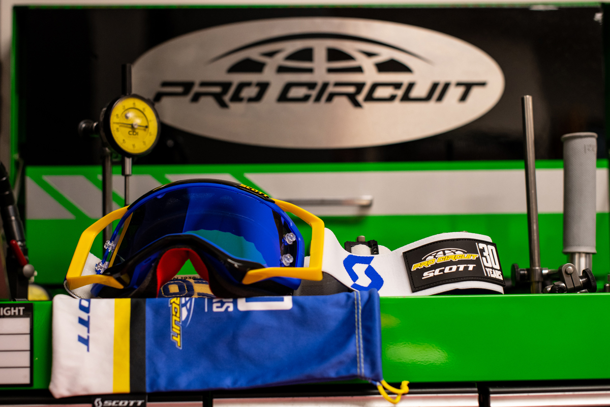 scott-prospect-pro-circuit-30-years-goggle_2