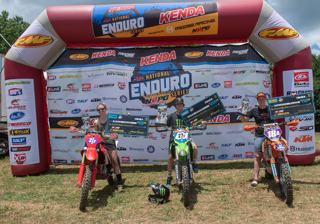 women-podium-cherokee-101