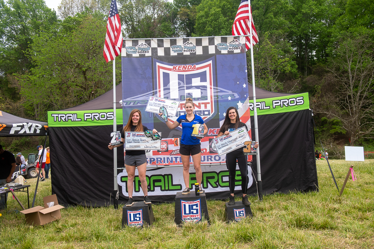 women-podium-harleywood-129