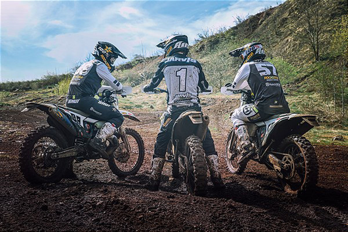 89778_hqv_enduro_rider_gear_2021-18