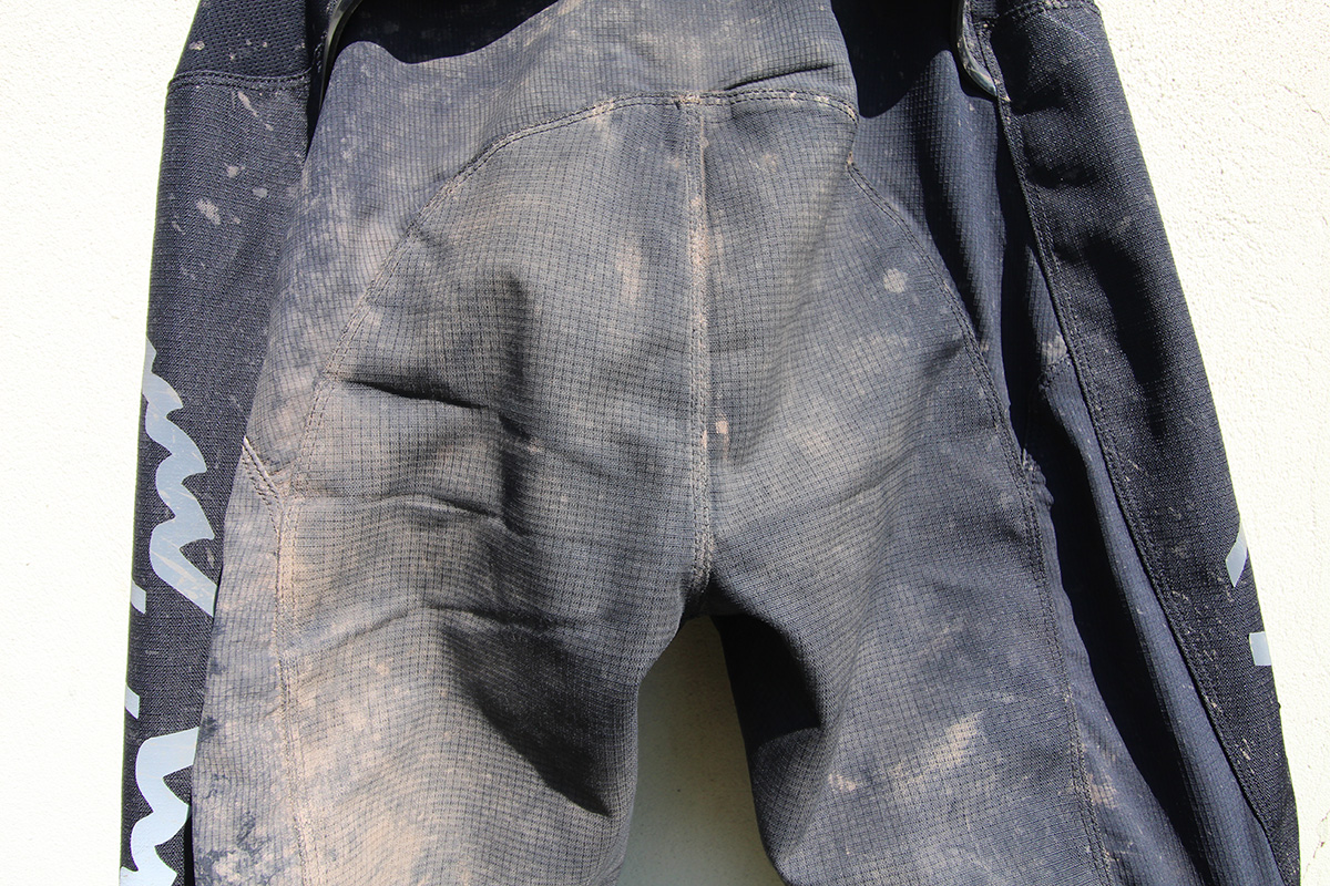 Tested: 2 years of hard graft for the FOX Legion off-road riding pants ...