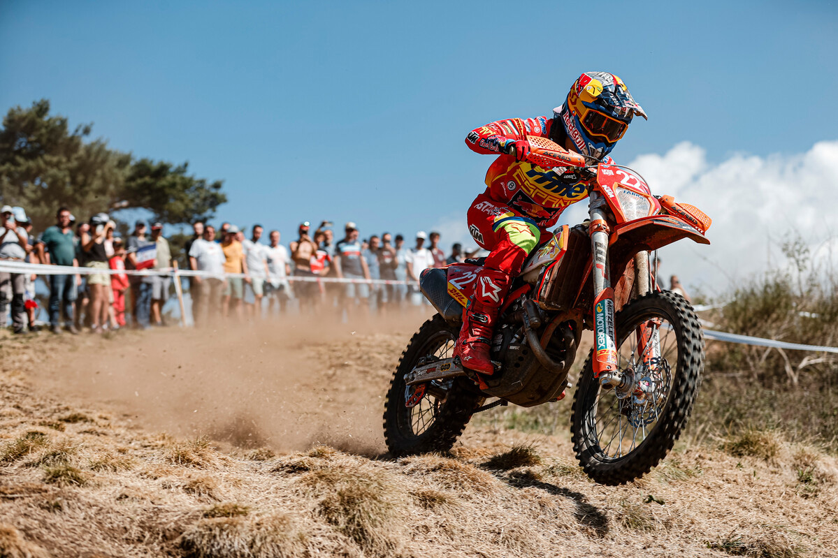 2022 ISDE France results: Spain lead overall as Josep Garcia sets a blistering pace