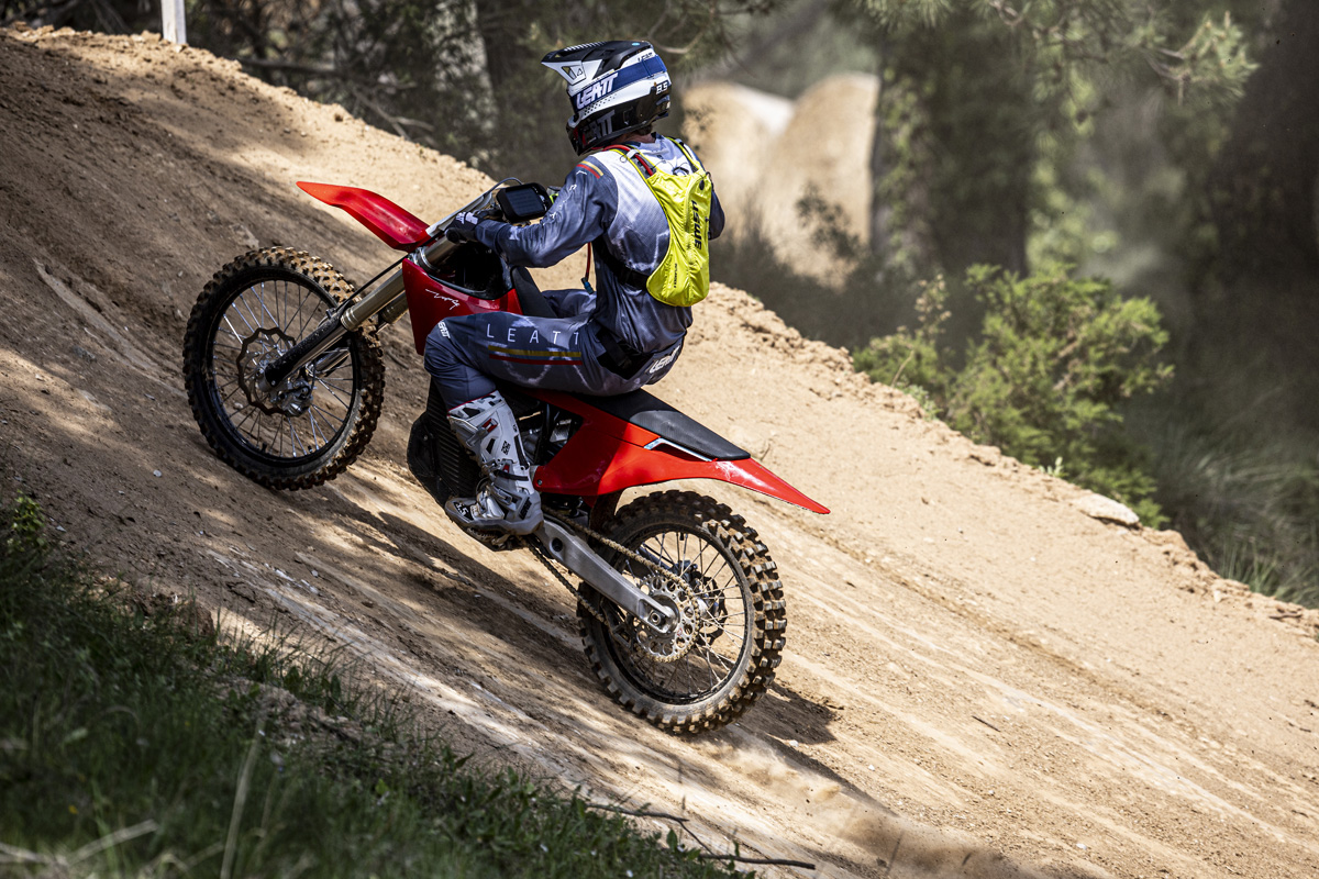 Electric trail dirt bike hot sale