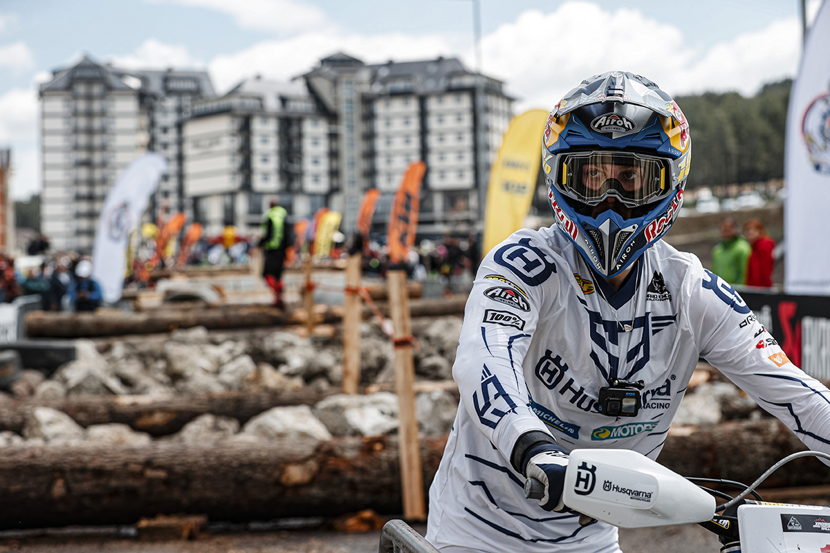 Xross Hard Enduro: Billy Bolt wins day 1 prologue in Serbia