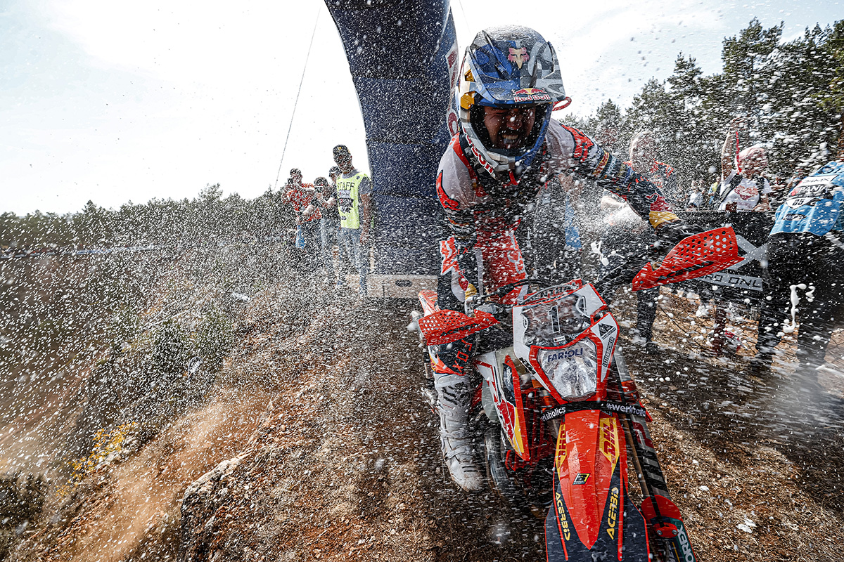 manuel-lettenbichle_hewc_2022_rnd8_hixpania-hard-enduro_14061