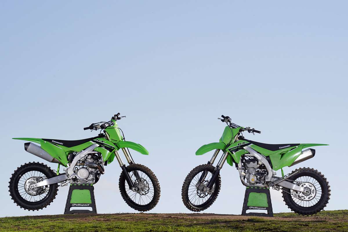 Tested: 2023 Kawasaki KX250X and KX450X