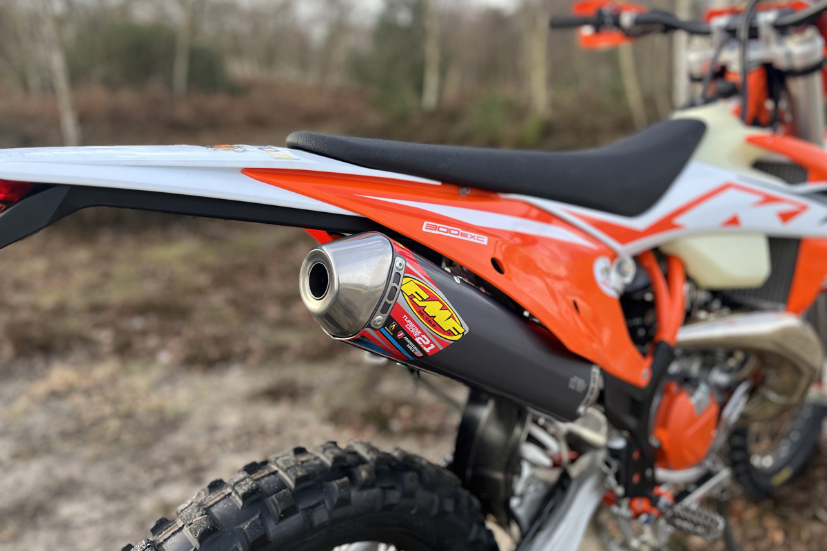 Escapes FMF: Los mejores escapes para motocross