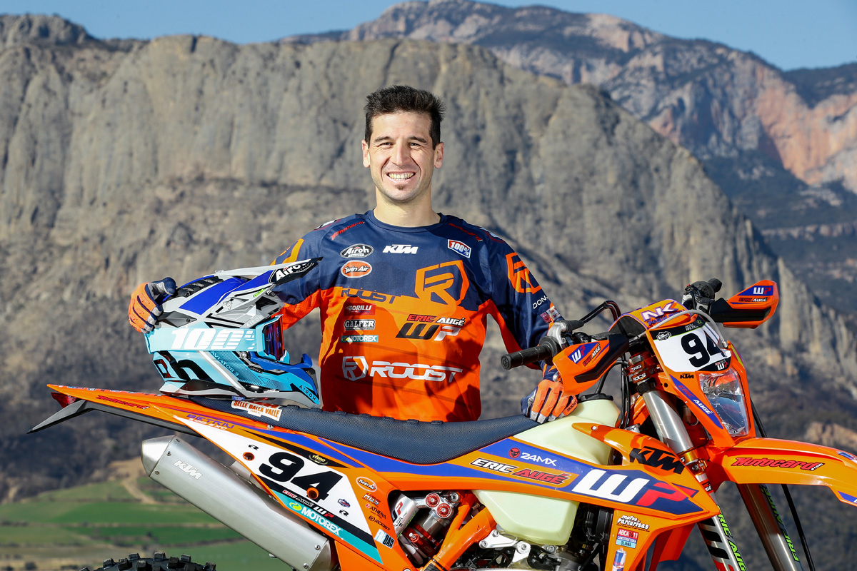 Five minutes... Jaume Betriu: “I will compete with the 2024 KTM EXC 300 to develop it with the KTM R+D team”