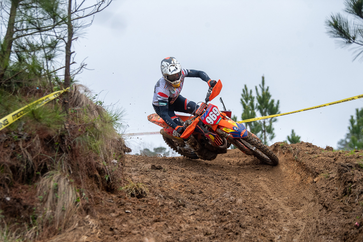 US Sprint Enduro: 3 from 3 for Girroir in the mud at Carolina Adventure World