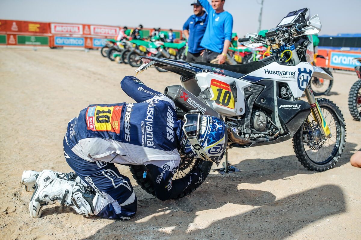 Dakar ’23 daily notebook: marathon stage? You got 30min, what are you fixing on your bikes?