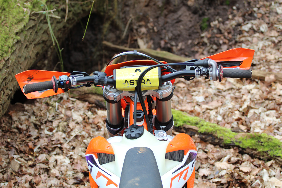 enduro21_ktm_300_exc_tpi_2023_tested5