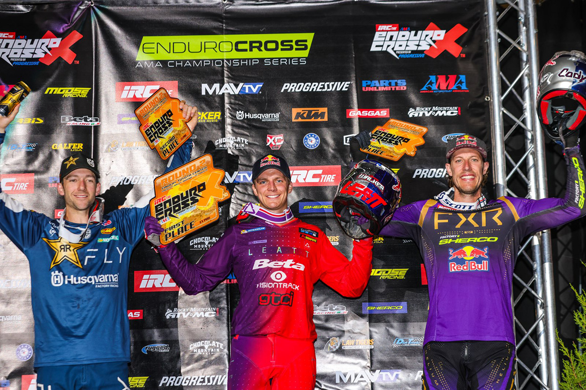  2023 EnduroCross: Walker gets elbows out for the Rnd2 win in Prescott