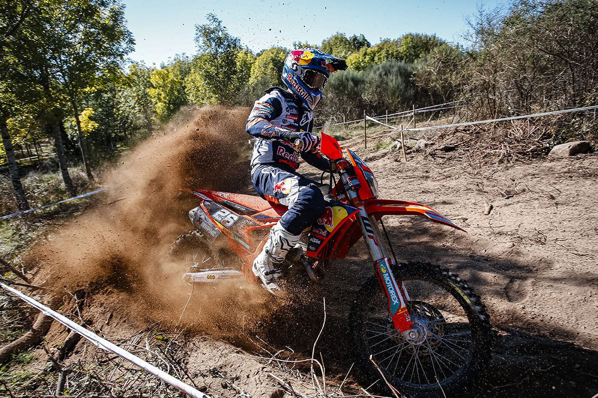 EnduroGP of Portugal Results: Garcia wins by 1.9 seconds from Holcombe on day 2 in Valpacos