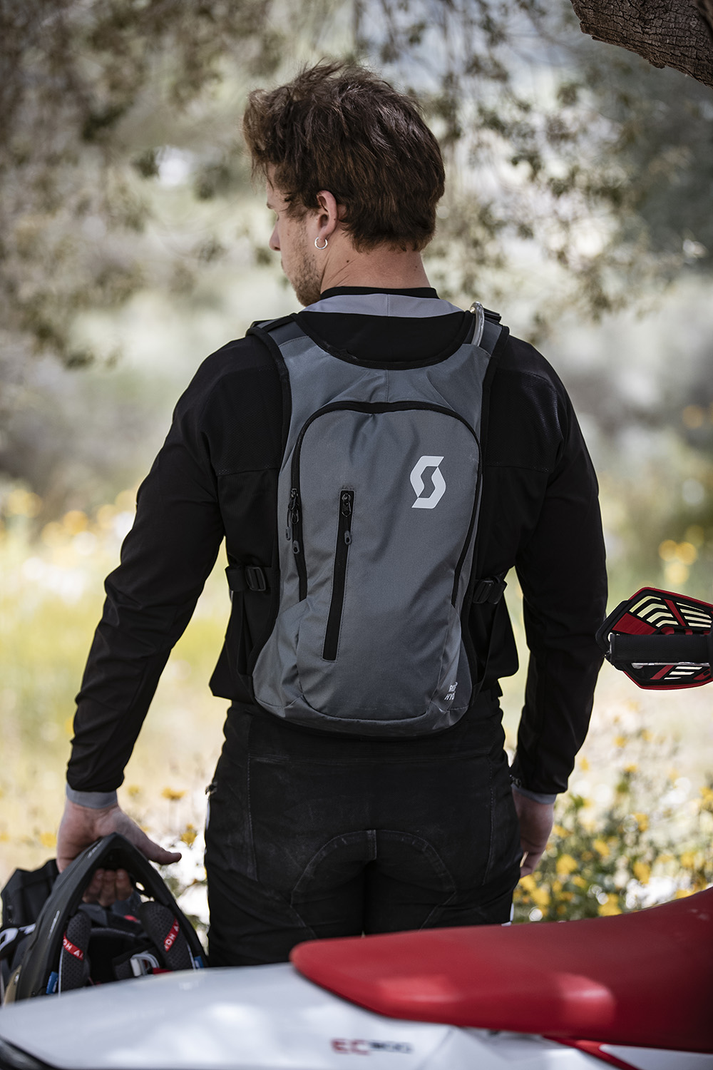 Quick look: SCOTT's new off-road back packs and tool pack (enduro