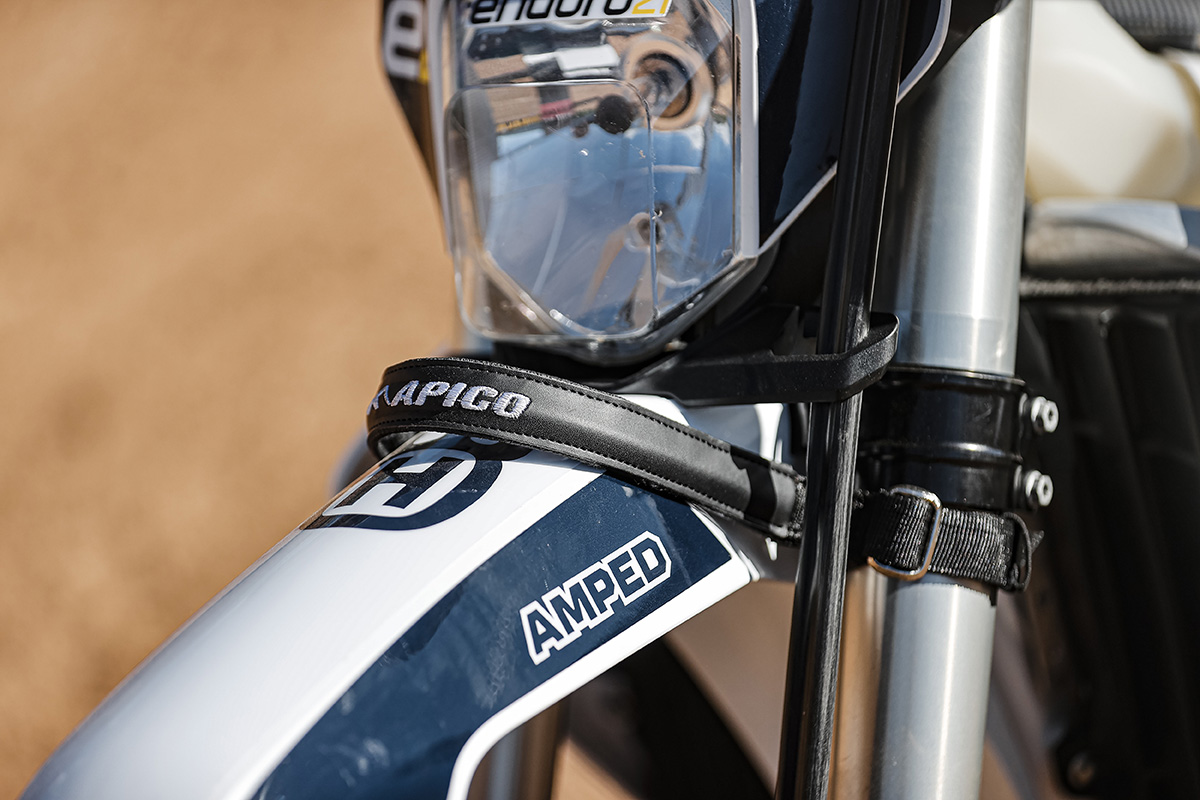 apico_grab_straps_enduro21_tested_erzberg_3