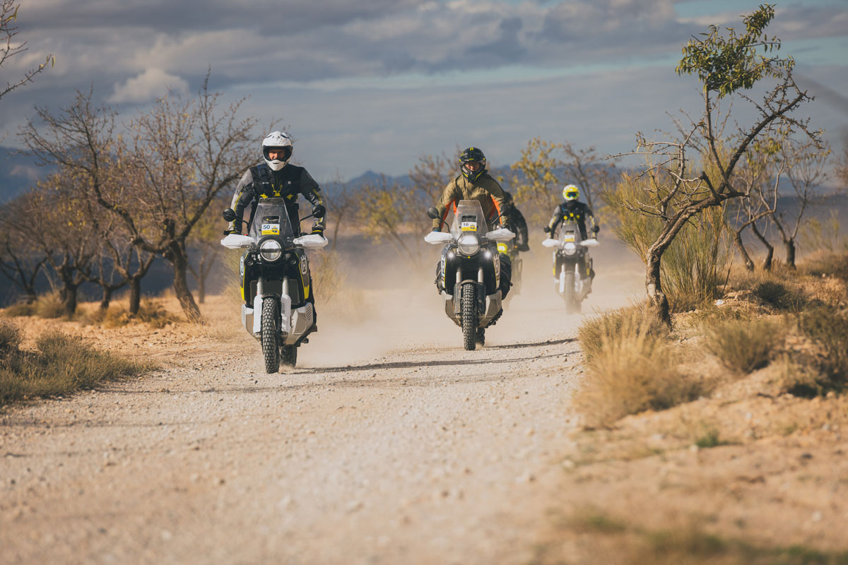 husqvarna-trek-4