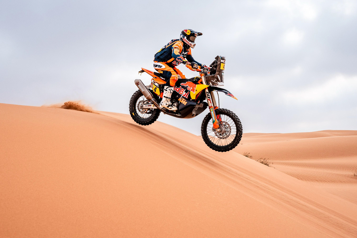 Resultados Abu Dhabi Desert Challenge: Sanders arrebata el liderato a Schareina en la Etapa 2