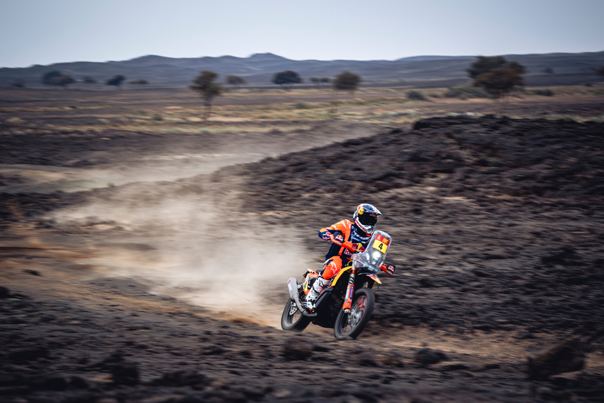 Dakar Rally 2025 Results: Sanders wins cat and mouse game on stage 4
