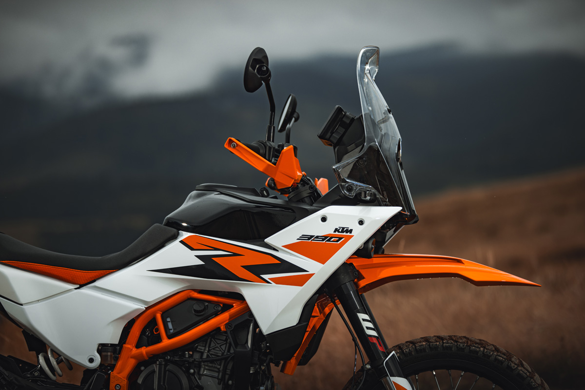 my25-ktm-390-adventure-r13