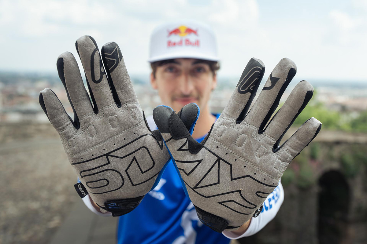 Primera Impresión: Equipación off-road oficial Acerbis ISDE 2025