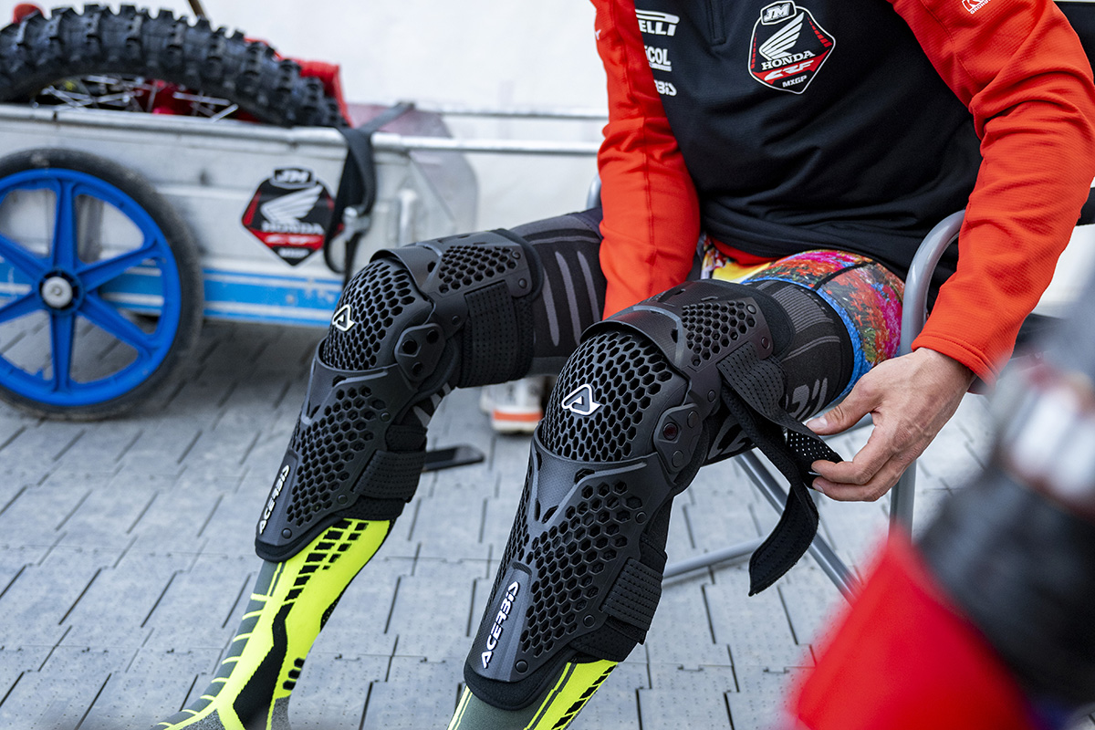 vandoninck_kneebraces_acerbis-5