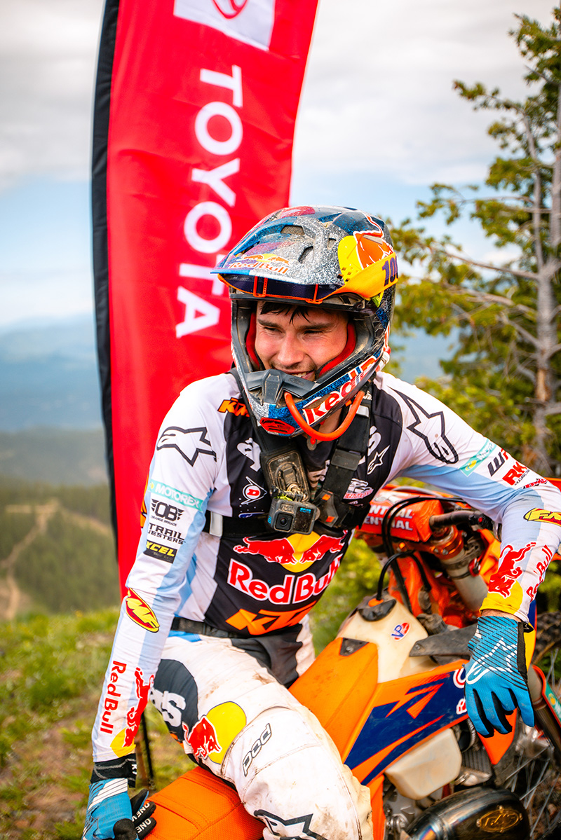 red-bull-ktm-factory-racing-2025-fim-hard-enduro-world-champion_p85541