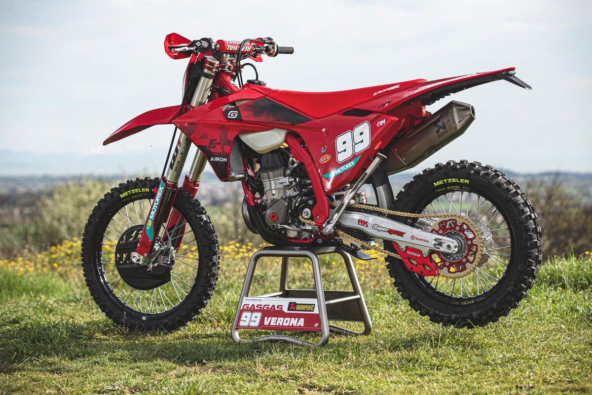 gasgas-factory-racing_ec-450f_2025