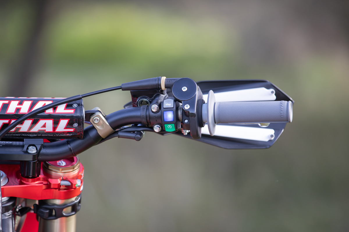 rieju-mr-pro-300i-0170