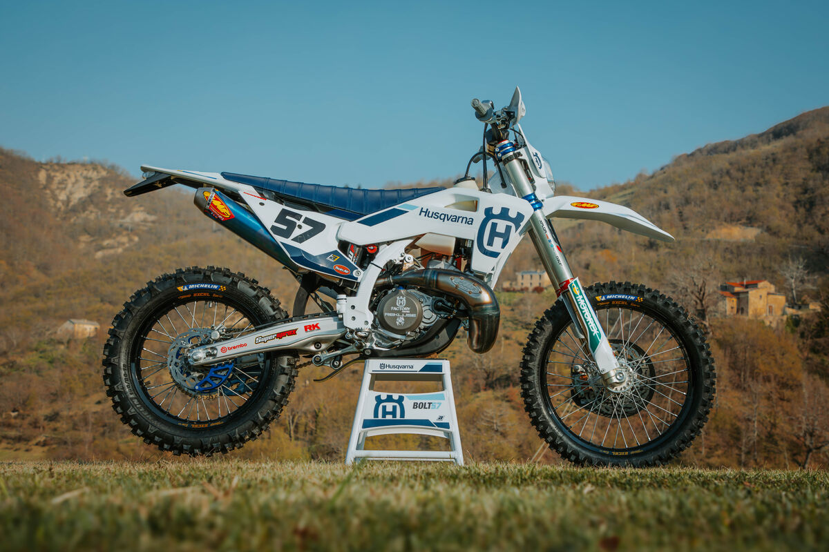 First Look: Billy Bolt’s 2025 Factory Husqvarna TE300 Hard Enduro Race Bike