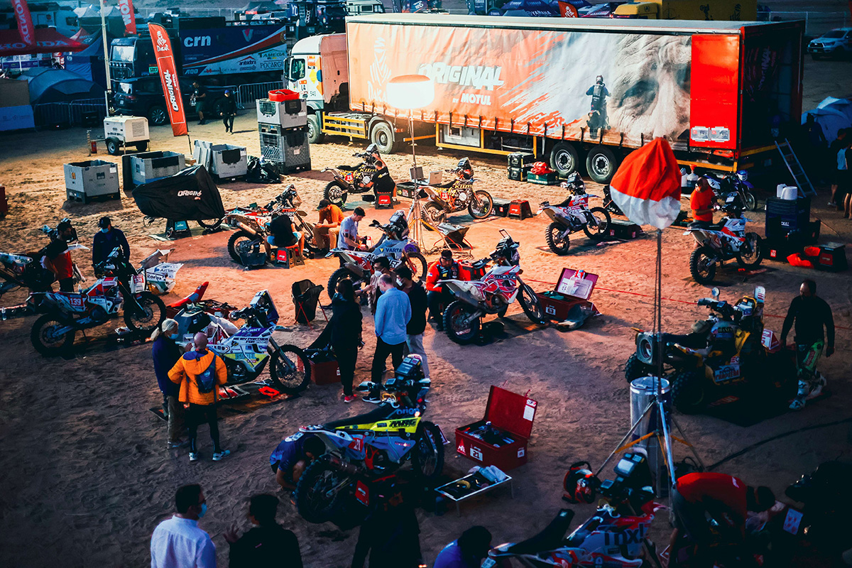 original_by_motul_dakar_bivouac-