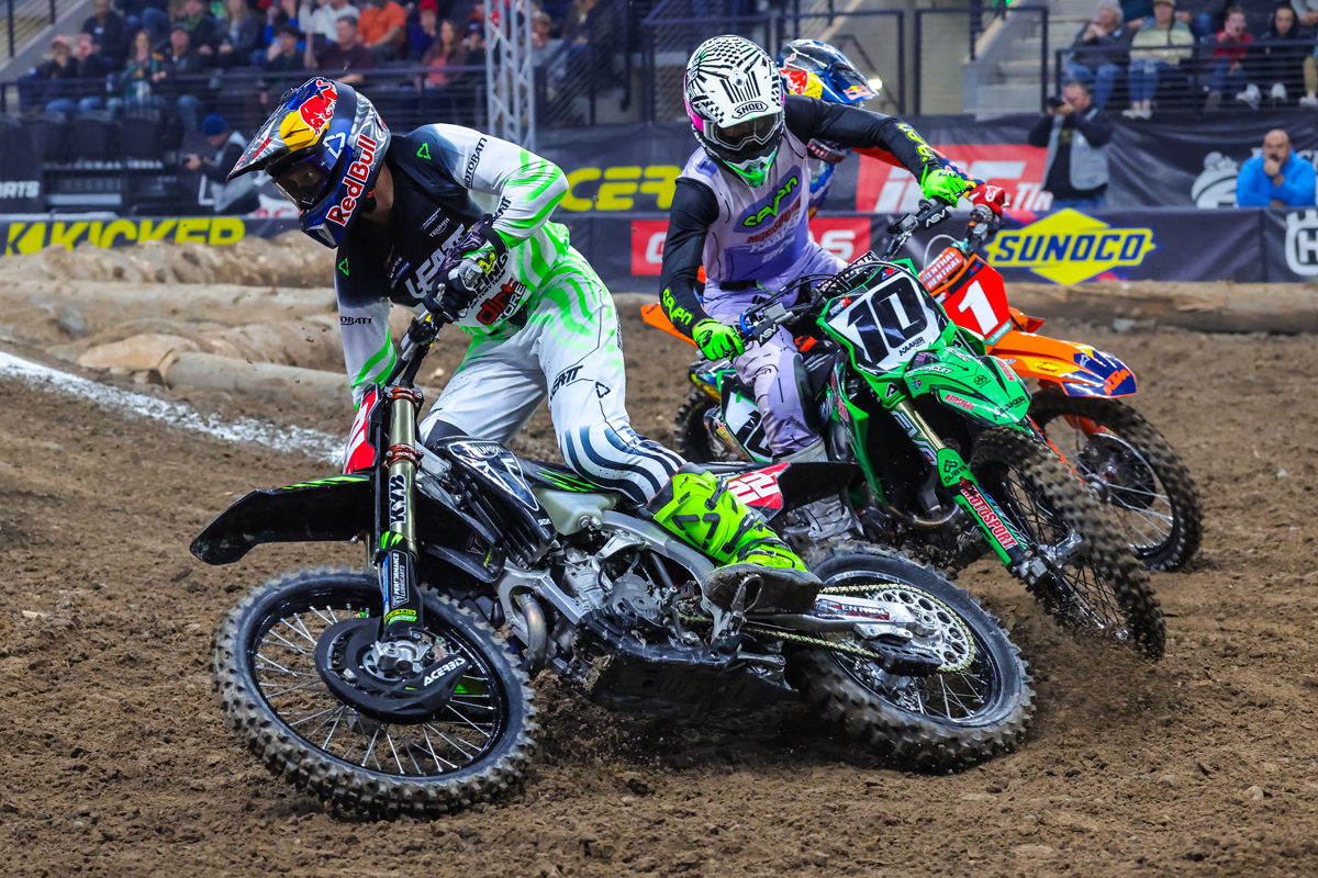 2025_endurocross_jonny_walker_triumph_jack_jaxson_7j9a0454
