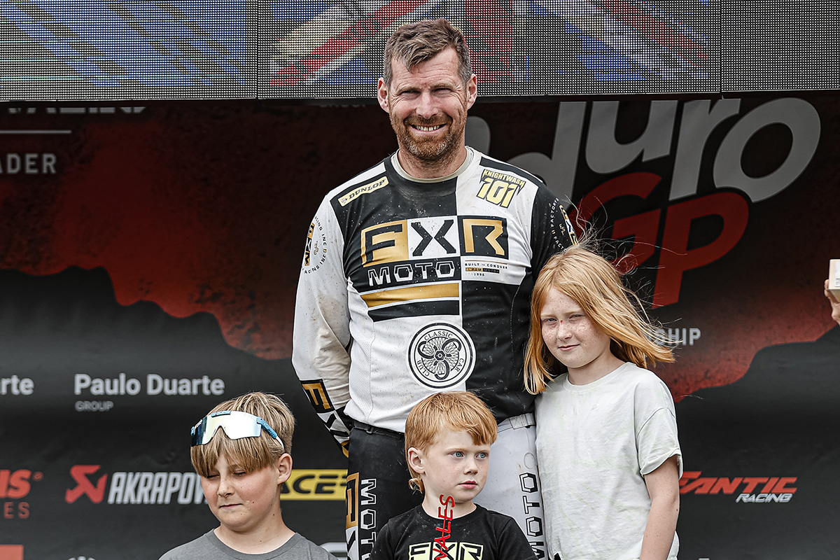 5-Time World Champion David Knight racing Gotland Grand National on a Ducati