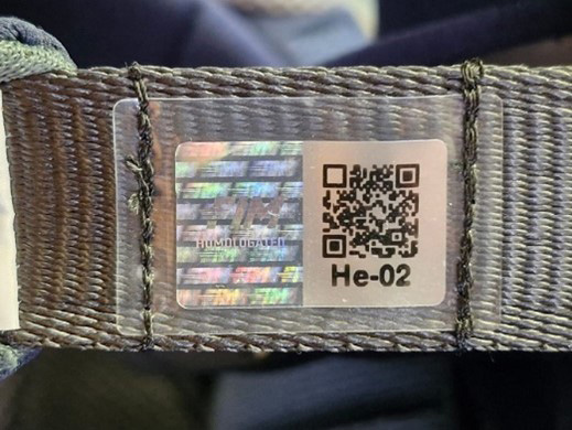 fim_helmet_strap_homologation_label