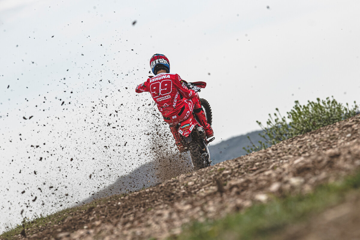 101857_02_andrea-verona_action_gasgas-factory-racing_ec-450f_20_p35866