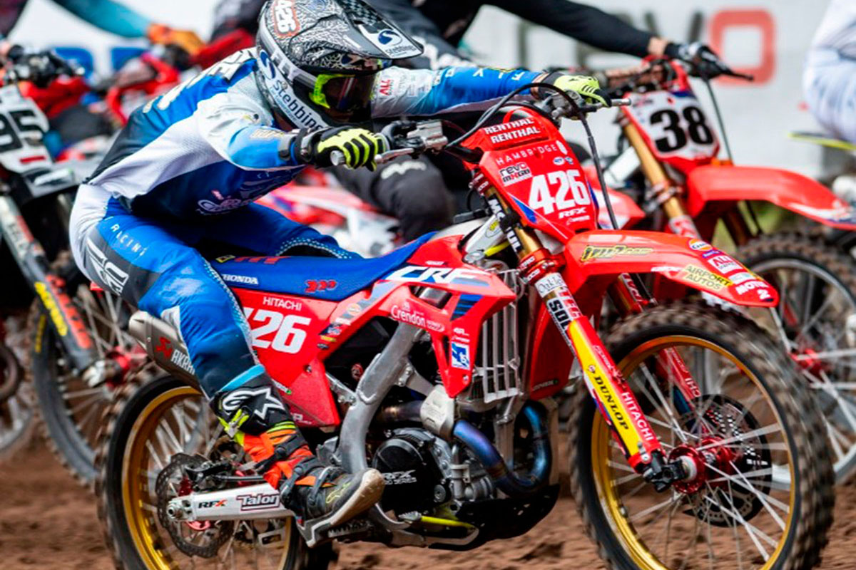 Gama de accesorios RFX para off-road – manillares, launch control, coronas y filtros...