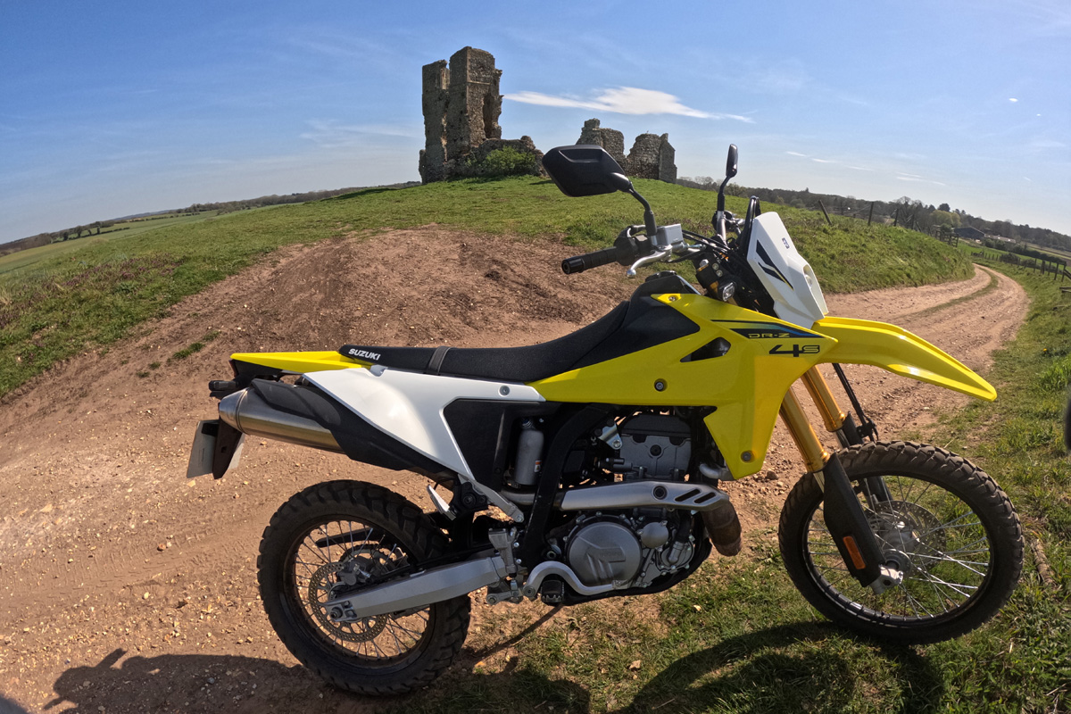 2026_suzuki_dr-z_enduro21_gp010281
