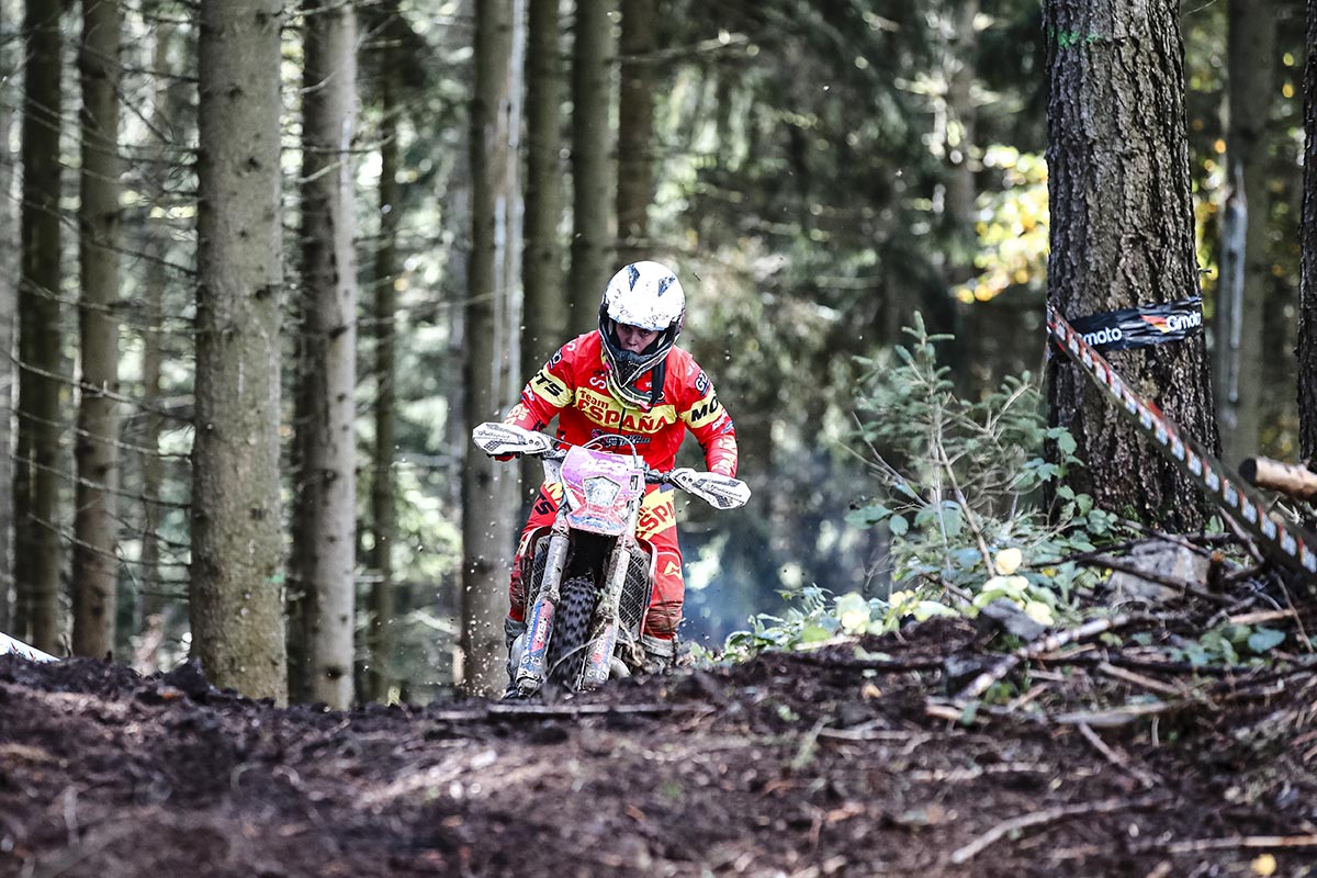 maria_san_miguel_251018_endurogp_germany_1409