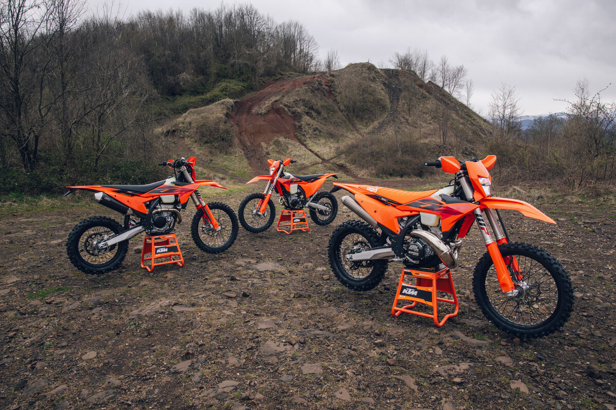 Primera Impresión: la gama KTM Enduro 2027 llega con nueva imagen y garantía oficial